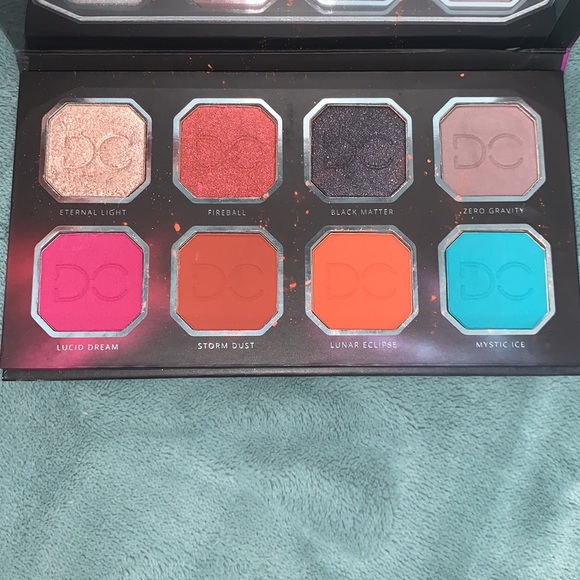 Celestial Thunder Eye Makeup Palette - Picture 2 of 4